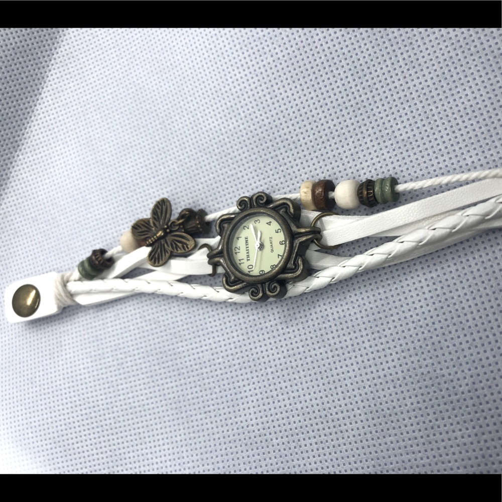 Snow ❄️ White Fox Charm Leather Watch